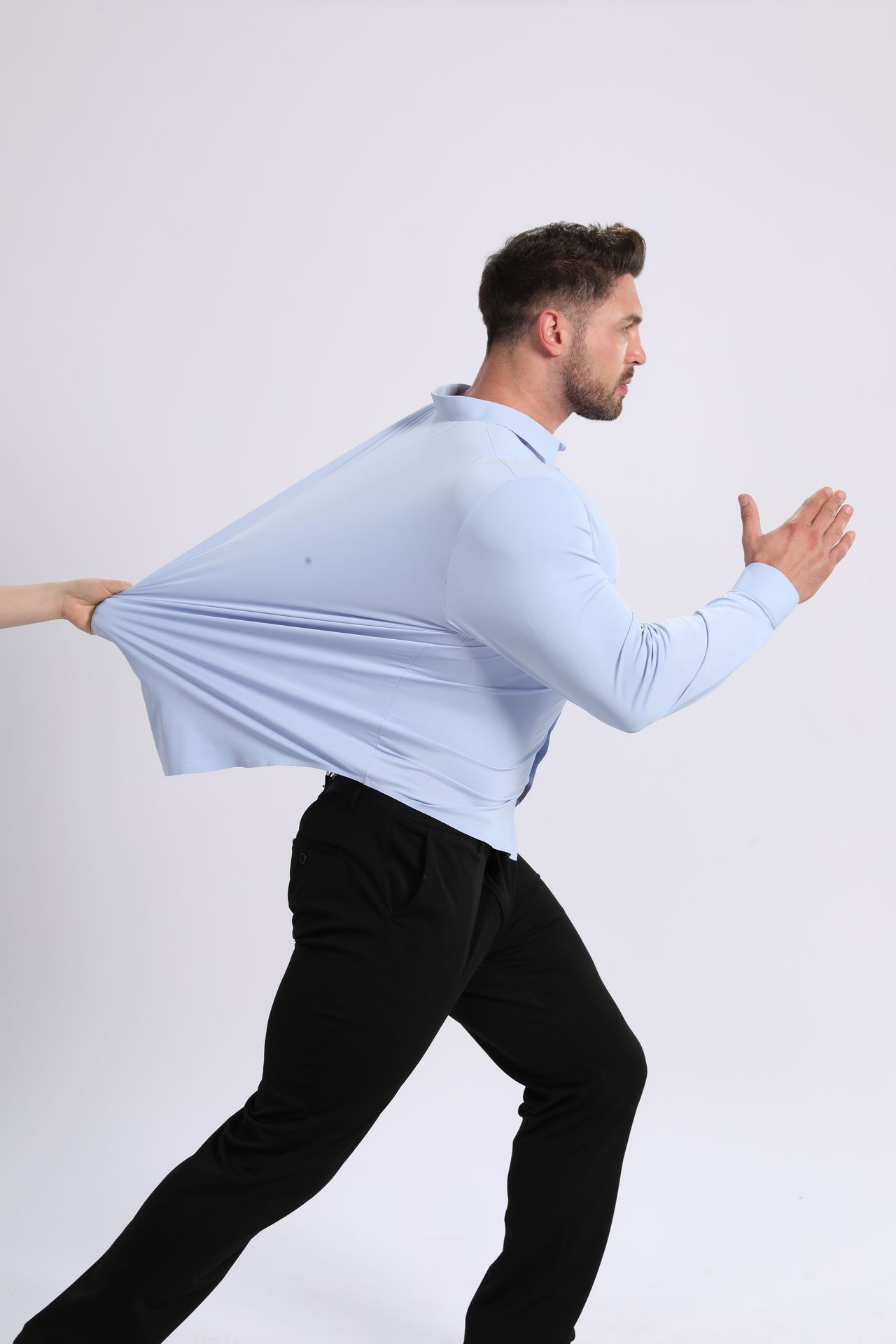Camisa fresca de tacto sedoso y resistente a las arrugas, talla grande