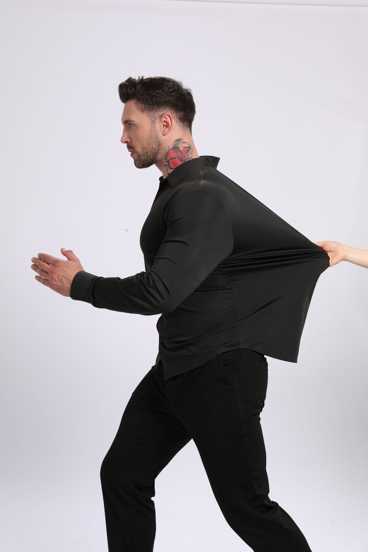 Camisa fresca de tacto sedoso y resistente a las arrugas, talla grande