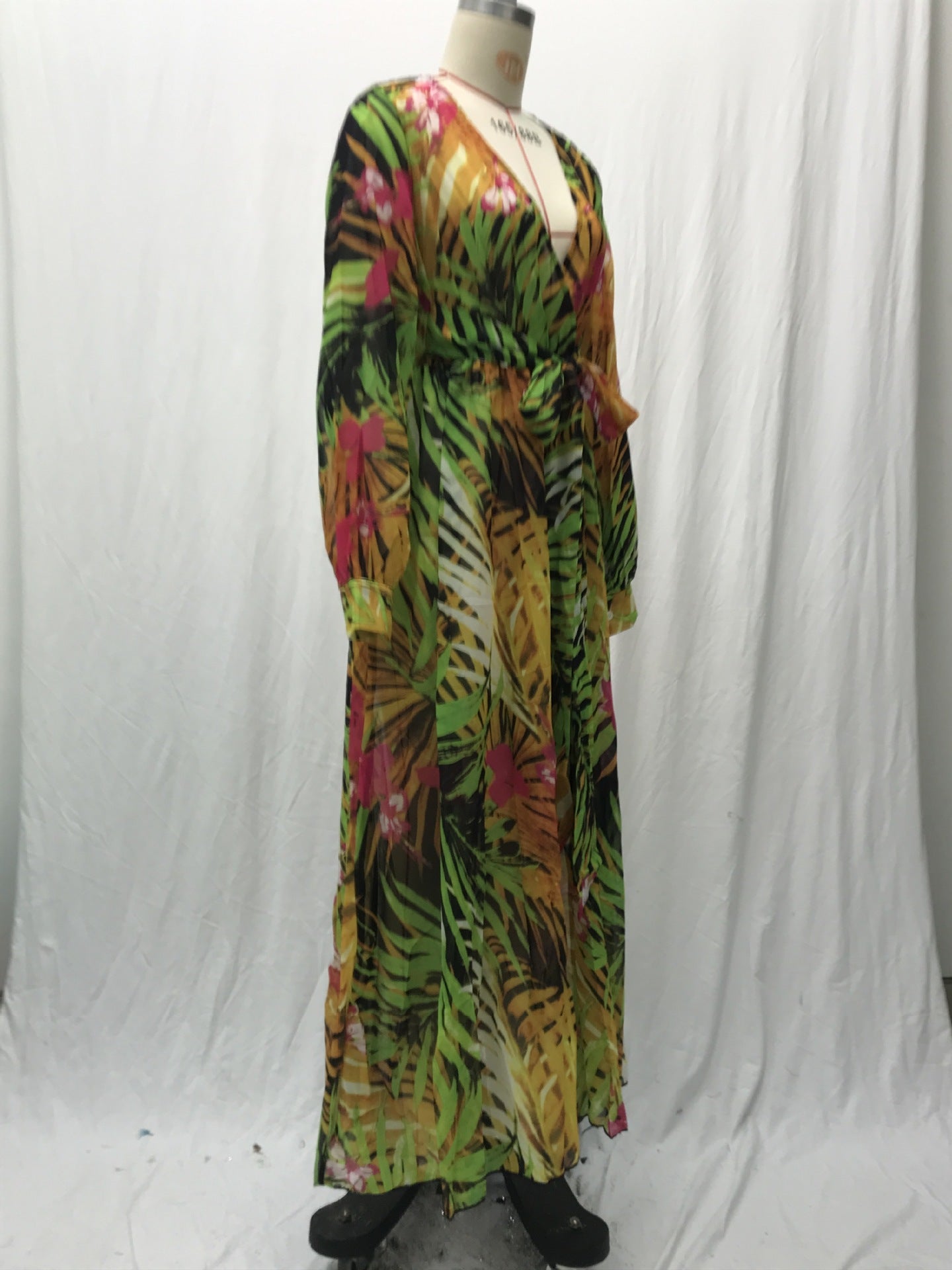 2025 Cross-Border Summer New Amazon European and American Lantern Sleeve Sexy Deep V Print Dress Green Leaf Long Skirt