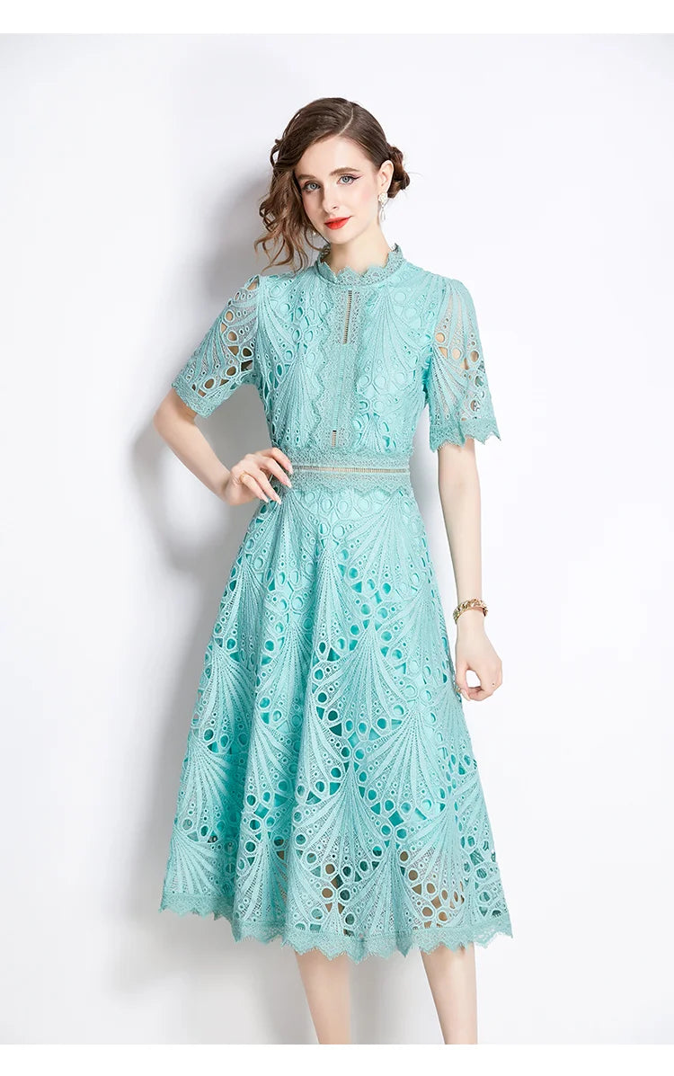 Women's Vintage High-End Lace Hollow-Out Long Dress — Slim Elegant Summer Gown