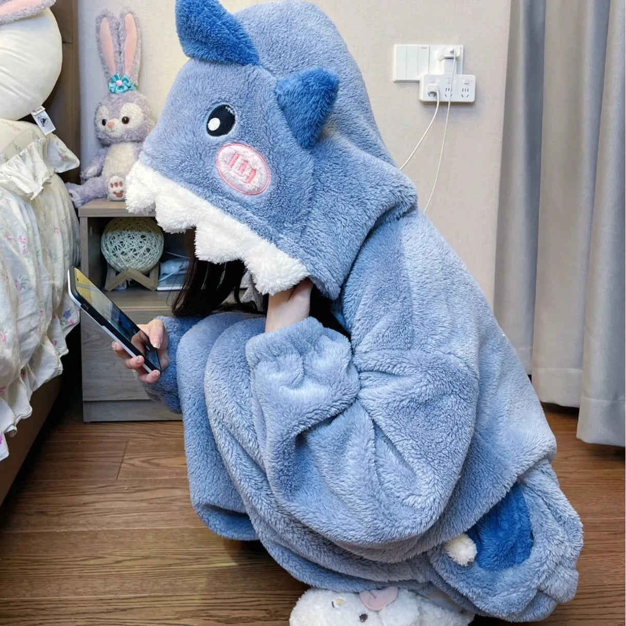 Women's Cartoon Shark Hooded Kigurumi Jumpsuit — Cosplay Loungewear & Sleepwear