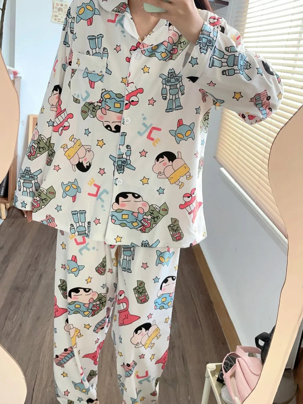 Cute Crayon Shin-Chan Pajamas Two-Piece Set — Women's Cartoon Loungewear