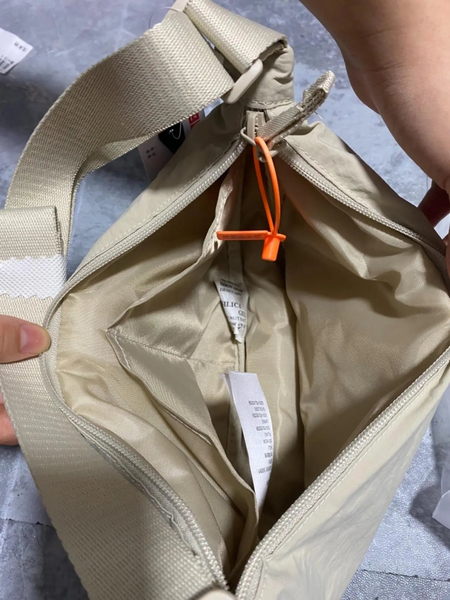 Japanese Style Dumpling Shape Adjustable Lightweight Single Shoulder Bag Underarm Bag Casual Simple Style Unisex Bag