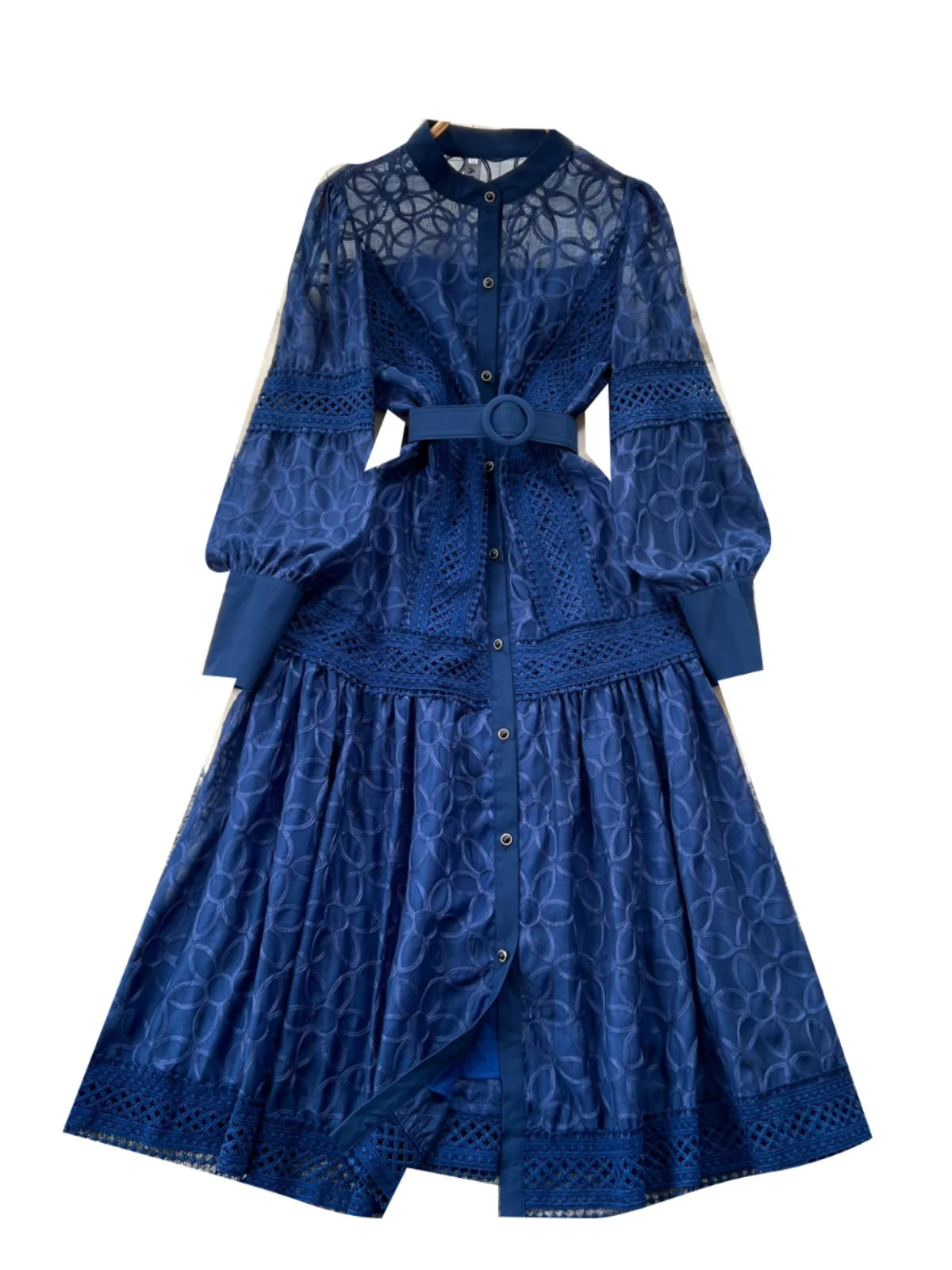 Women's Vintage Court Style Heavy Embroidery Lace Dress — Lantern Sleeve A-Line