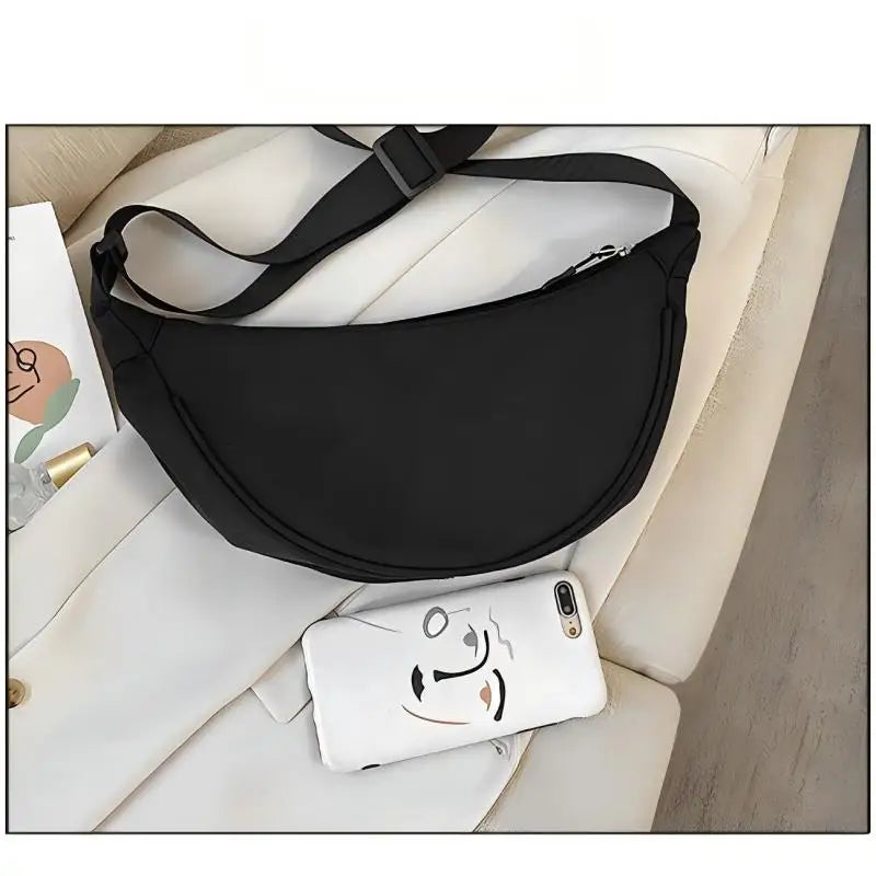 Homefish New Simple and Casual Solid Color Nylon Large Capacity Women's Dumpling Bag Shoulder Bag for Travel and Commuting