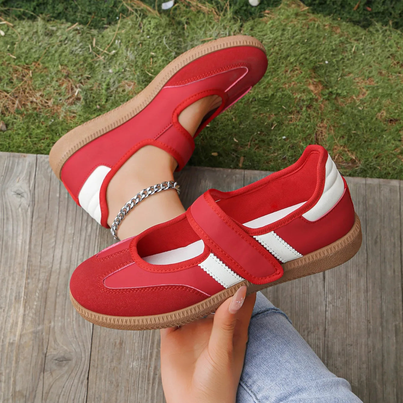 Women's Fashion Sneakers — Soft Sole Casual Loafers for Spring & Autumn
