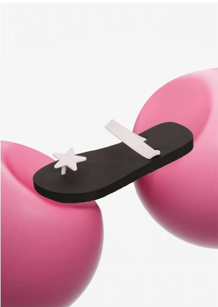 Women's Y2K Beach Slippers — Anti-Slip Flat Flip Flops for Summer & Outdoor