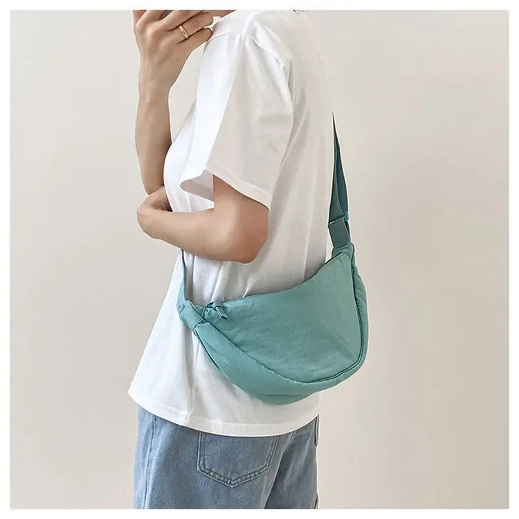Nylon Hobos Women's Shoulder Dumpling Bag Large Capacity Travel Crossbody Half Moon Bags Outdoor Phone Pouch Handbags Wholesale