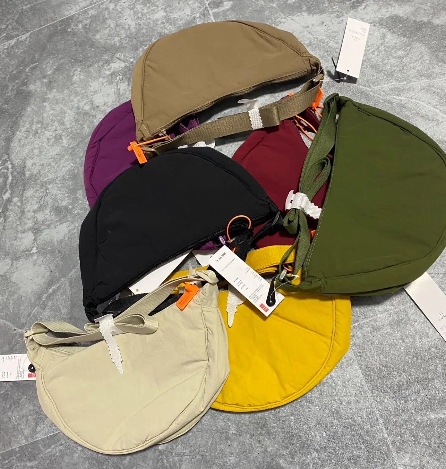 Japanese Style Dumpling Shape Adjustable Lightweight Single Shoulder Bag Underarm Bag Casual Simple Style Unisex Bag