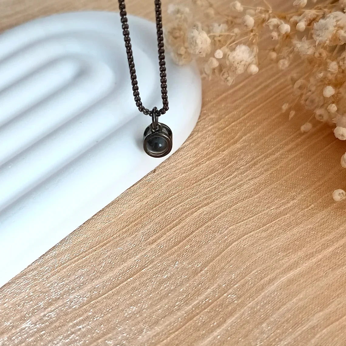 Custom Photo Projection Necklace For Men Women Stainless Steel Pendant With Picture Inside Memorial Jewelry Mother's Day Gift