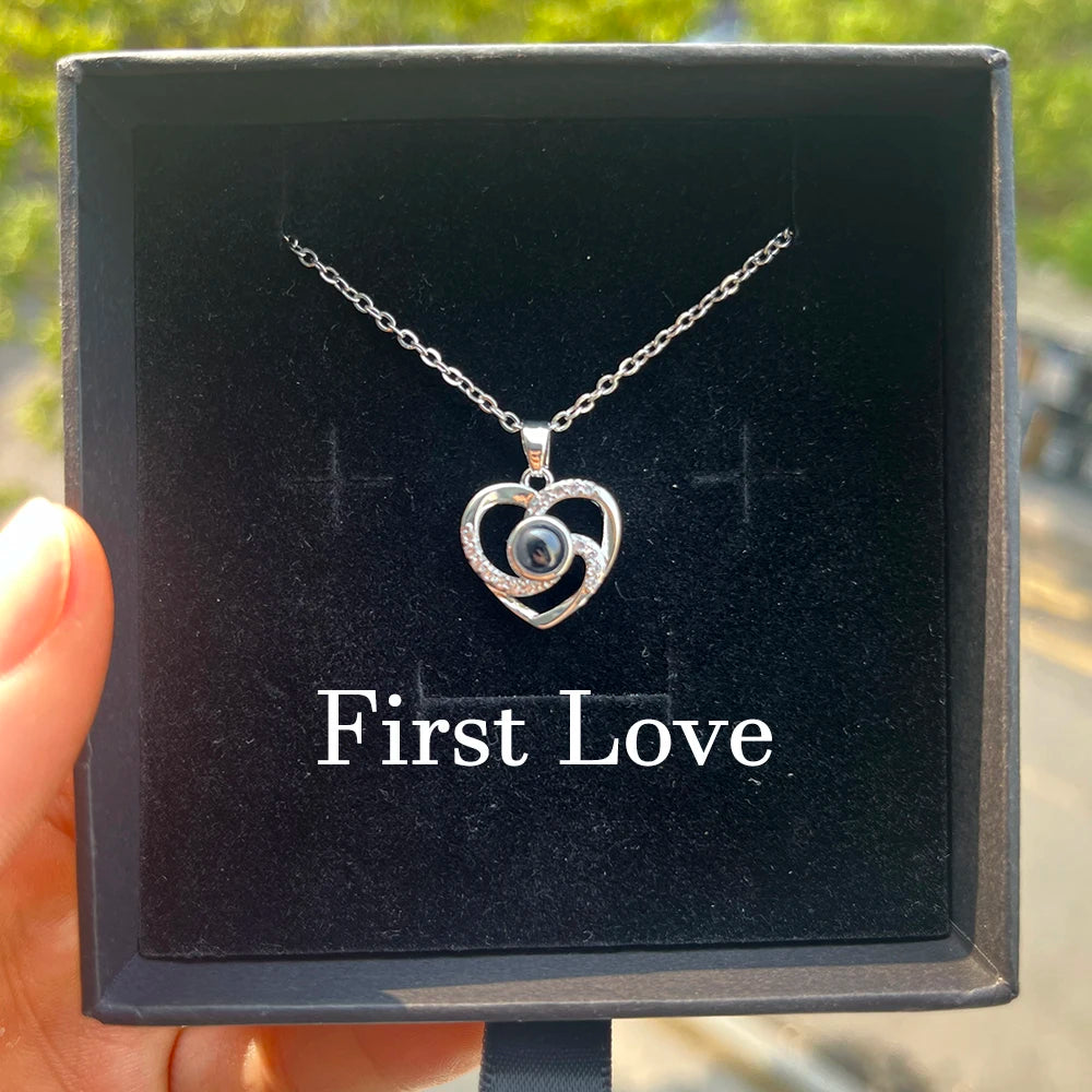 Personalized Photo Projection Necklace – Custom Heart Pendant with Your Picture Inside