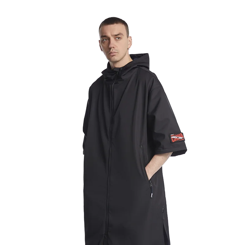 Short Sleeve Hooded Waterproof Changing Cape – Windproof Quick-Dry Surf Robe